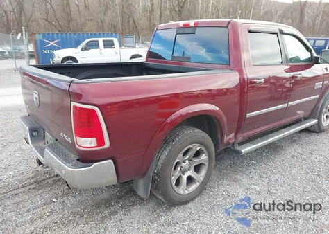 2017 Ram 1500 Laramie z USA, uszkodzony, nr VIN 1C6RR7NT8HS547372